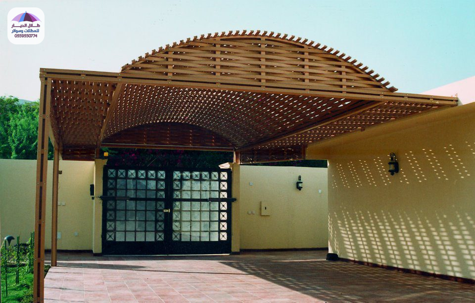 مظلة خشب