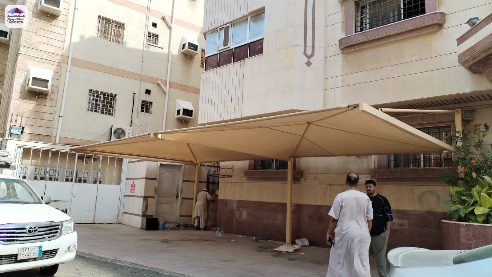 مظلات سيارات