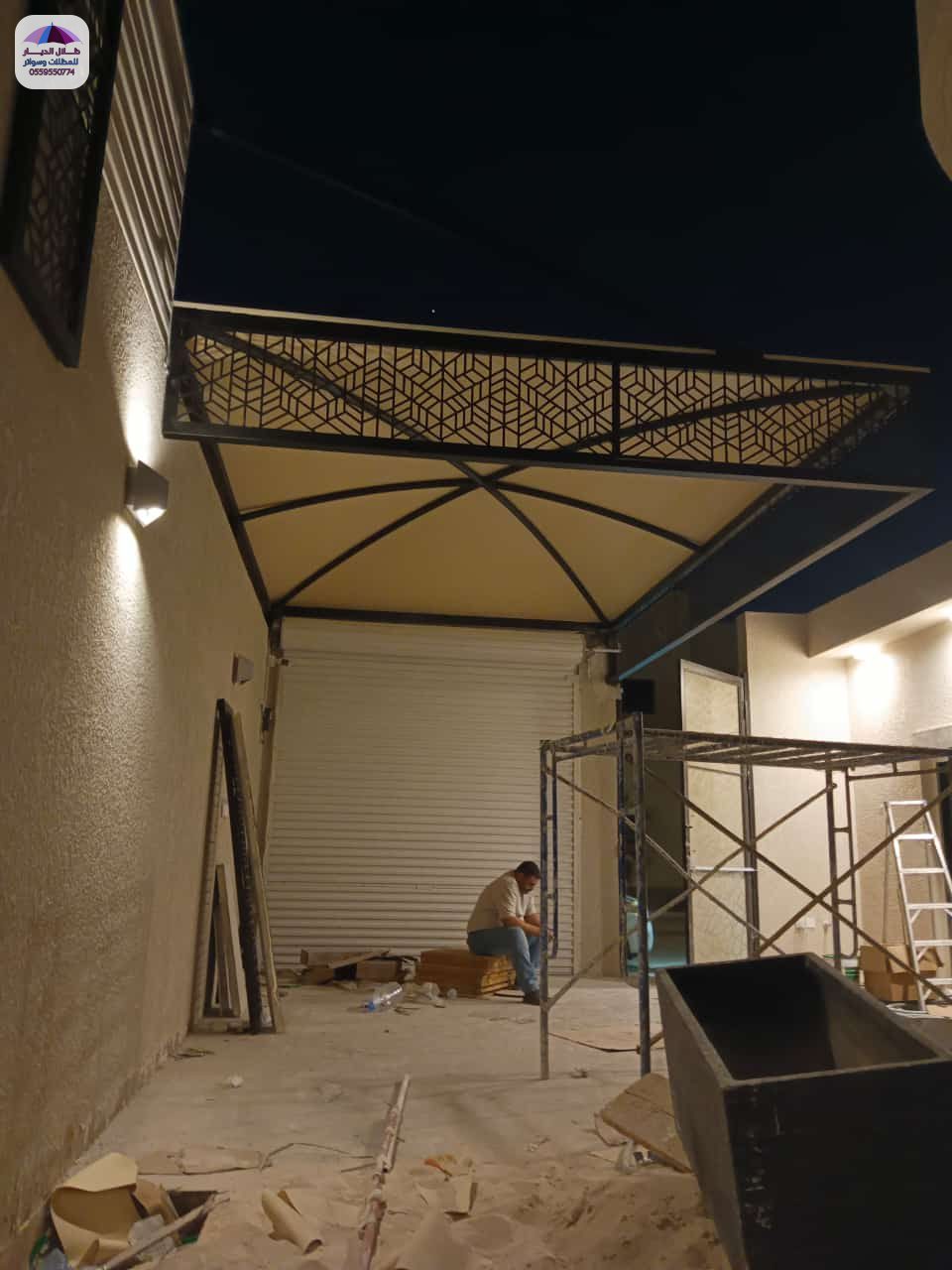 مظلات سيارات